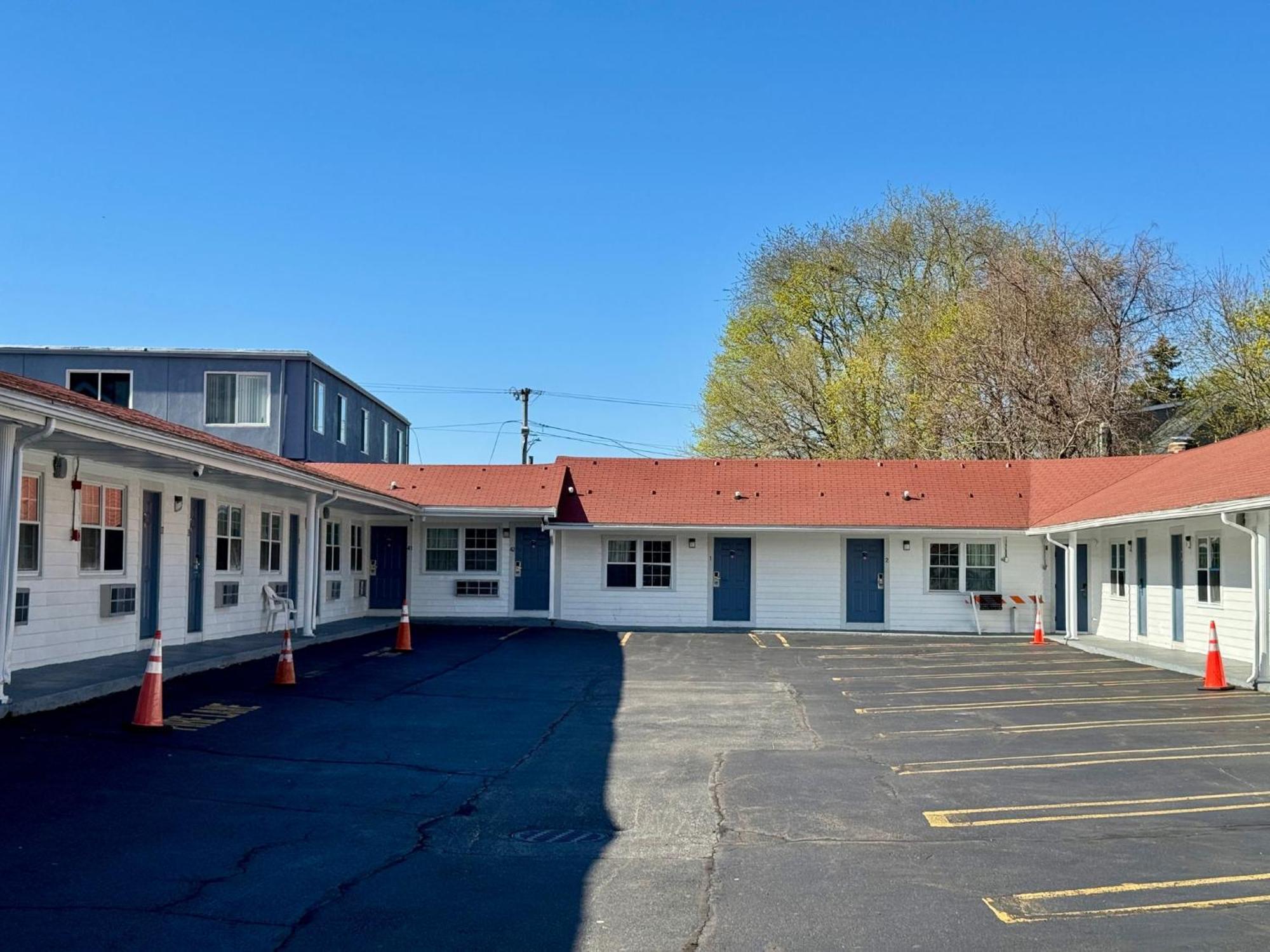 Chisholm'S Motor Inn Saugus Luaran gambar