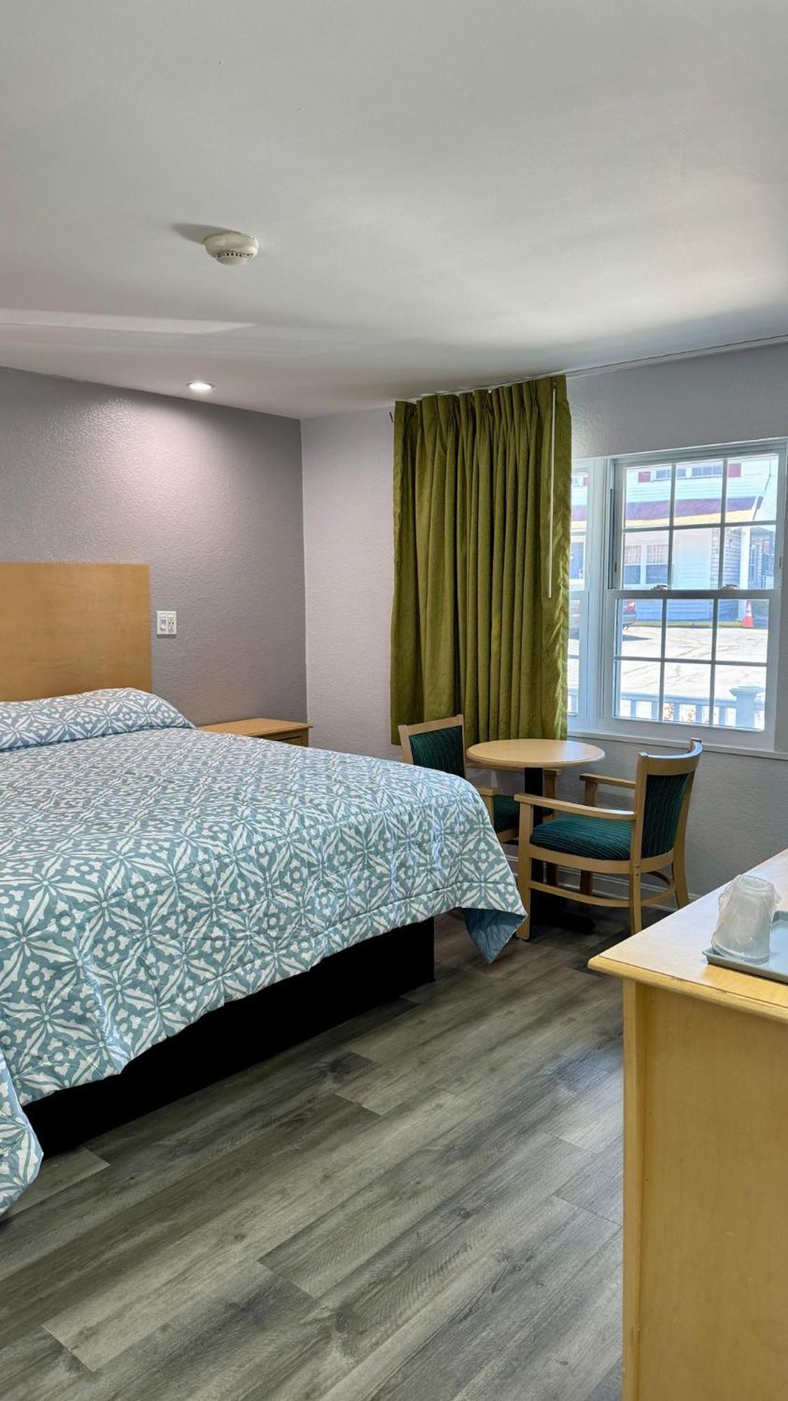 Chisholm'S Motor Inn Saugus Luaran gambar