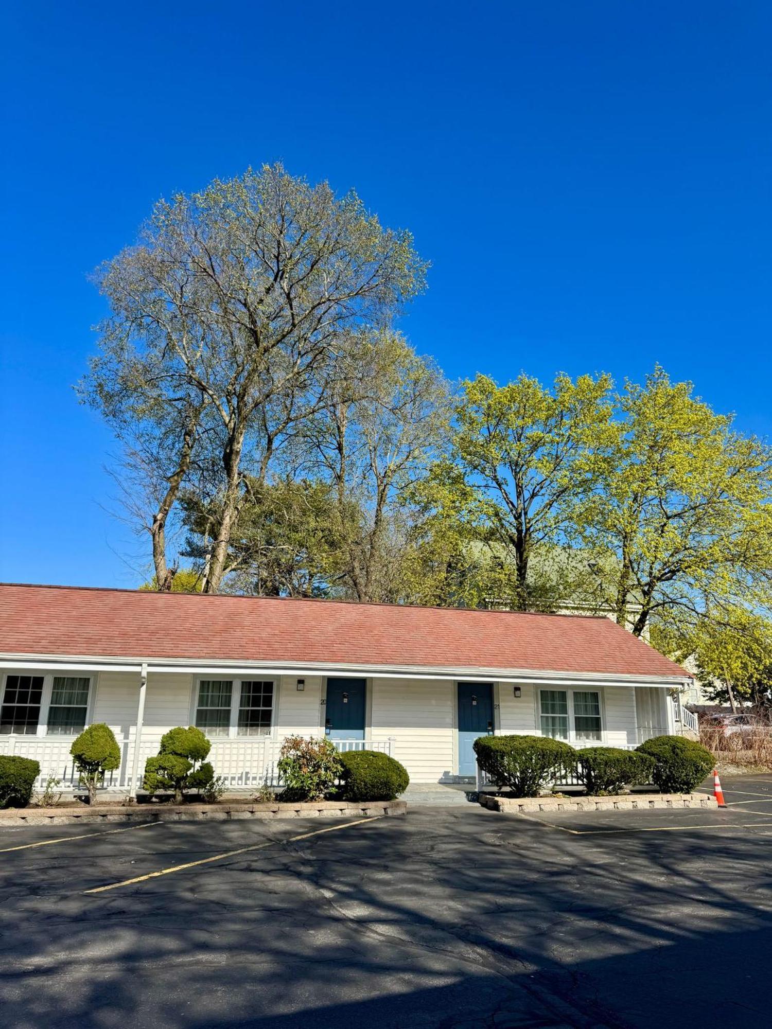 Chisholm'S Motor Inn Saugus Luaran gambar