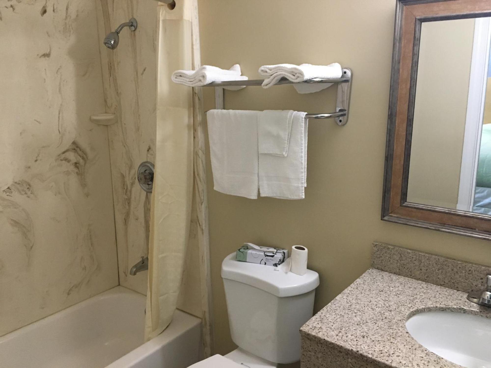 Chisholm'S Motor Inn Saugus Luaran gambar