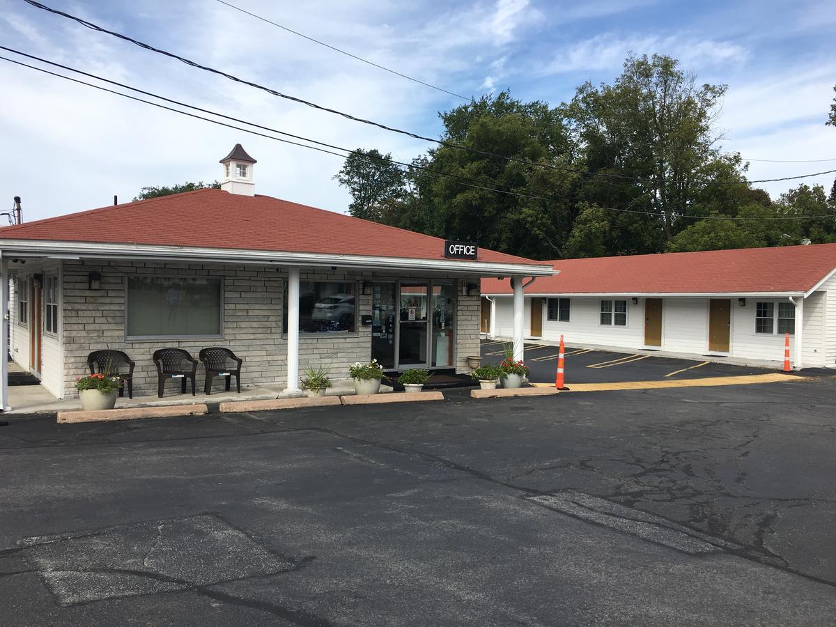 Chisholm'S Motor Inn Saugus Luaran gambar