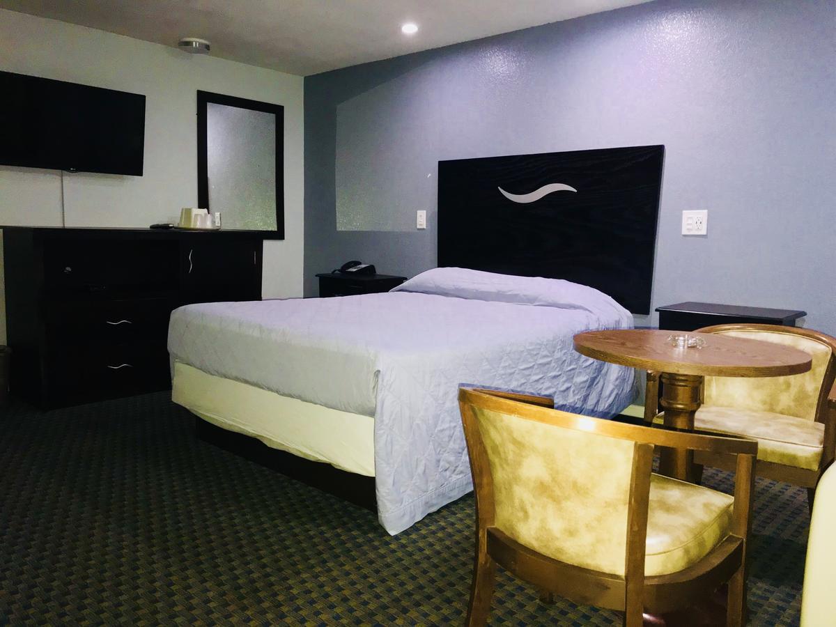Chisholm'S Motor Inn Saugus Luaran gambar